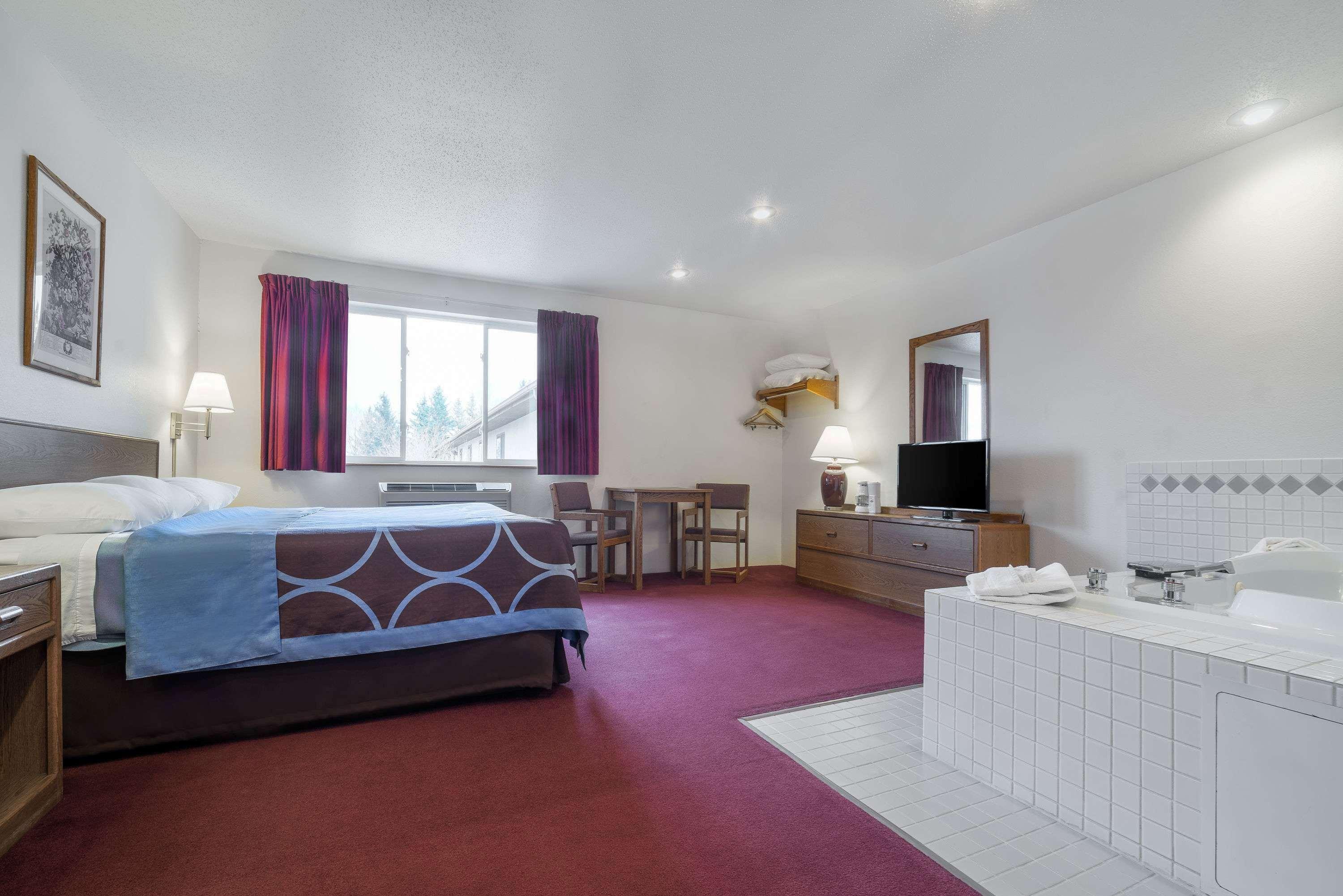 Super 8 By Wyndham Park Rapids Hotel Ngoại thất bức ảnh